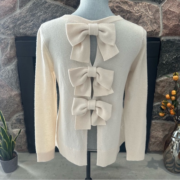 Club Monaco Cashmere Bow Sweater - Picture 2 of 12